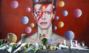 Il murale di David Bowie a Brixton, quartiere di nascita dell'artista, foto: Carl Court/Getty Images
